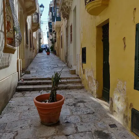بيت للعطل Romantic Small Townhouse In The Three Cities Cospicua